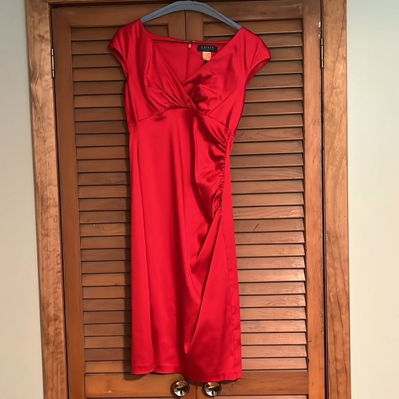 Womens Red midi dress - Picture 2 of 6